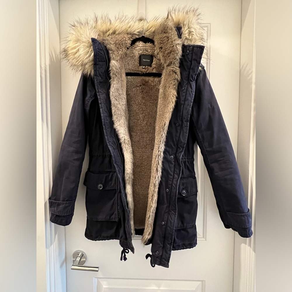 Aritzia - Talula hooded parka with detachable faux fur lining